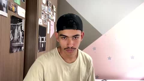 Snapshot of srcejotas chatting on January 9, 2025, 5:43 pm sorry mom online show from January 9, 2025, 5:43 pm