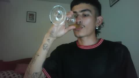 Snapshot of srcejotas chatting on February 19, 2025, 8:20 pm sorry mom online show from February 19, 2025, 8:20 pm