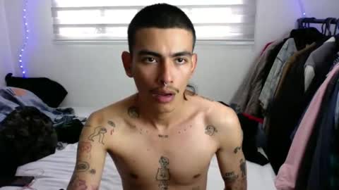 Snapshot of srcejotas chatting on October 16, 2025, 8:43 pm sorry mom online show from October 16, 2025, 8:43 pm