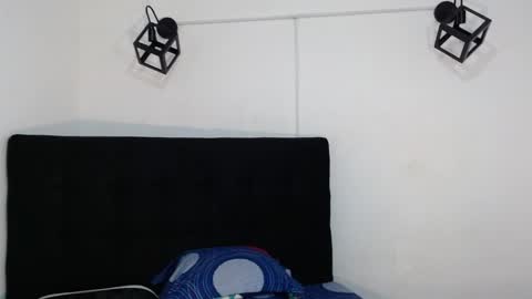 Snapshot of srta_luciana chatting on October 22, 2025, 11:54 am . . online show from October 22, 2025, 11:54 am