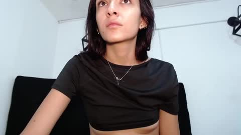 Snapshot of srta_luciana chatting on October 23, 2025, 12:15 pm . . online show from October 23, 2025, 12:15 pm