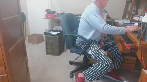 Snapshot of srtxshow chatting on March 5, 2025, 10:21 pm srtxshow online show from March 5, 2025, 10:21 pm