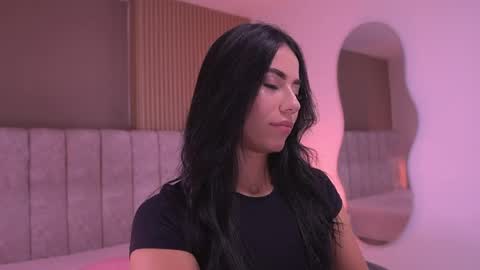 samantha online show from April 10, 2026, 7:18 pm