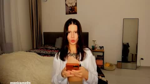 Snapshot of ssash1mii chatting on March 5, 2025, 8:21 pm Hey guys i miss you so much online show from March 5, 2025, 8:21 pm