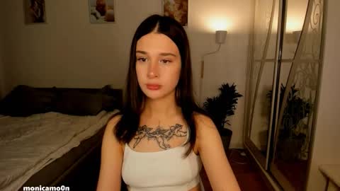 Snapshot of ssash1mii chatting on September 8, 2025, 10:53 pm Hey guys i miss you so much online show from September 8, 2025, 10:53 pm