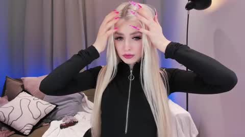 Alexandra online show from March 7, 2025, 5:28 pm