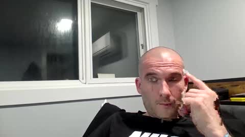 sscccooottt online show from May 6, 2026, 8:08 am
