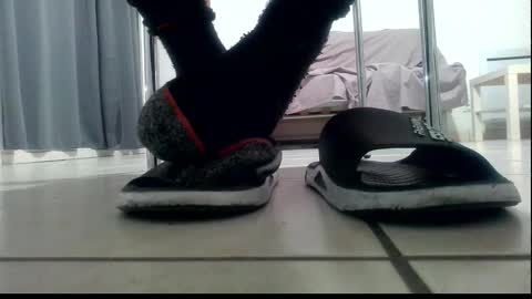 ssenzo online show from February 12, 2026, 8:48 pm