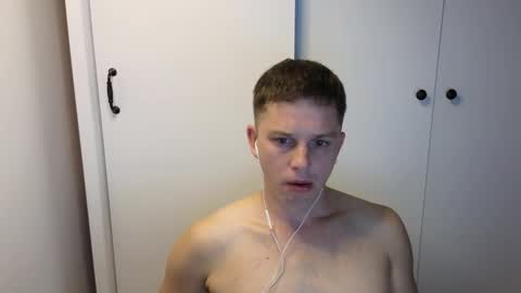 Snapshot of st1vemaster01 chatting on September 30, 2025, 3:50 pm st1vemaster01 online show from September 30, 2025, 3:50 pm