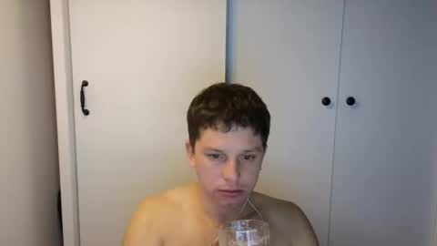 Snapshot of st1vemaster01 chatting on November 13, 2025, 2:49 pm st1vemaster01 online show from November 13, 2025, 2:49 pm