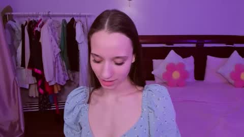 Snapshot of staceycutie chatting on February 11, 2026, 5:51 pm StaceyCutie online show from February 11, 2026, 5:51 pm