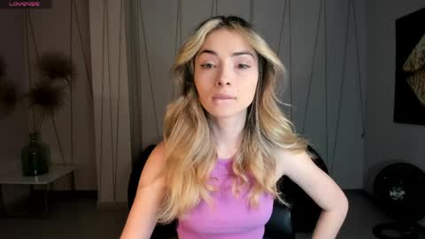 Stacy Woods online show from May 14, 2026, 11:39 am