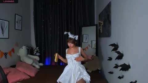 Snapshot of stacy_fromspace chatting on October 25, 2025, 2:35 pm Stacy online show from October 25, 2025, 2:35 pm