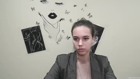 Snapshot of stacy_gr chatting on January 22, 2025, 11:23 am Stacy online show from January 22, 2025, 11:23 am