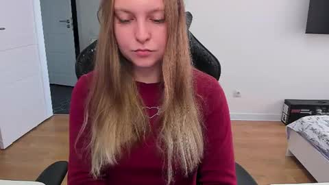 Snapshot of stacy_miraclee chatting on July 8, 2026, 10:31 am Stacy online show from July 8, 2026, 10:31 am