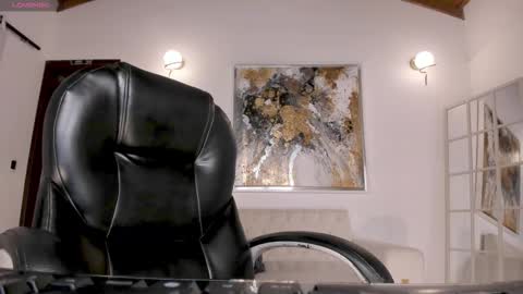 Im Stacy online show from September 12, 2025, 9:53 am