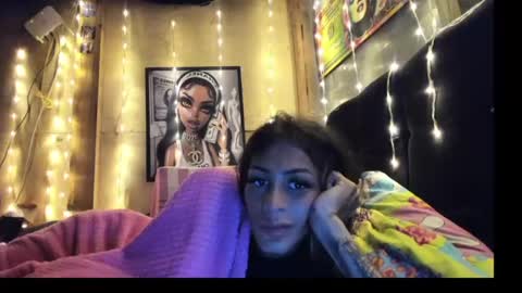 stacymalibuxx online show from April 29, 2026, 1:53 am
