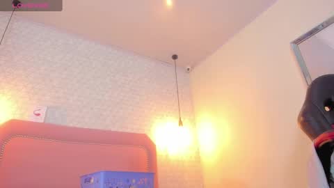 KEIMI  online show from February 25, 2025, 9:53 am