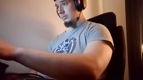 Snapshot of stallion891114 chatting on February 17, 2026, 12:18 am stallion891114 online show from February 17, 2026, 12:18 am