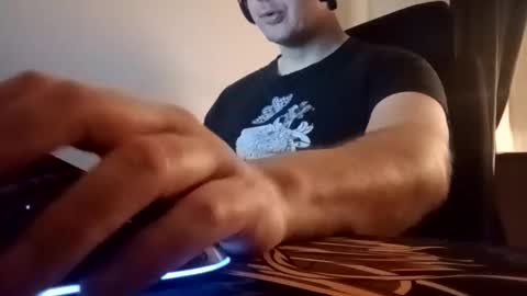 Snapshot of stallion891114 chatting on February 23, 2026, 8:17 pm stallion891114 online show from February 23, 2026, 8:17 pm