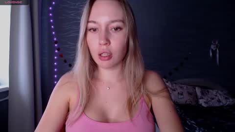 Snapshot of star_and_jane_ chatting on March 4, 2025, 1:28 pm star_and_jane_ online show from March 4, 2025, 1:28 pm