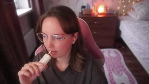 Snapshot of star_shopping chatting on November 8, 2025, 7:52 am Alice online show from November 8, 2025, 7:52 am