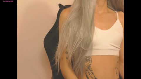 Snapshot of star_storm chatting on January 4, 2025, 7:34 am star_storm online show from January 4, 2025, 7:34 am