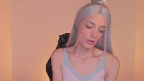 Snapshot of star_storm chatting on January 10, 2025, 2:46 am star_storm online show from January 10, 2025, 2:46 am