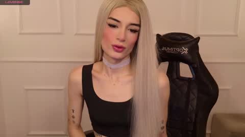 Snapshot of star_storm chatting on February 18, 2025, 7:21 am star_storm online show from February 18, 2025, 7:21 am