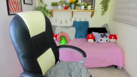 Snapshot of starlie_ chatting on October 30, 2025, 12:12 am Alisson online show from October 30, 2025, 12:12 am