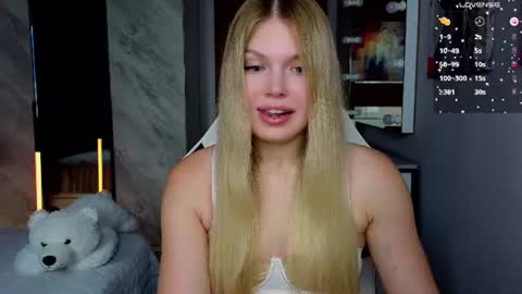 Caroline online show from July 22, 2026, 4:15 am