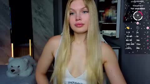 Caroline online show from July 24, 2026, 3:48 am