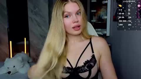 Caroline online show from July 26, 2026, 8:21 am