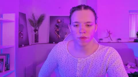 Snapshot of starlight_madison chatting on February 25, 2026, 2:10 am Madison online show from February 25, 2026, 2:10 am