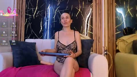 starlight_mature23_aws online show from May 17, 2026, 9:33 pm