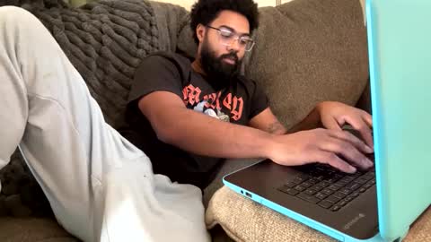 Snapshot of starr3095 chatting on December 2, 2024, 3:47 pm starr3095 online show from December 2, 2024, 3:47 pm