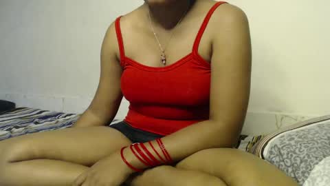 StarryWhispers online show from May 16, 2026, 12:04 pm