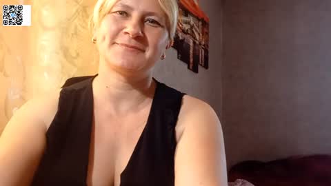 Snapshot of starvibe1010 chatting on June 16, 2026, 7:11 am Helen online show from June 16, 2026, 7:11 am