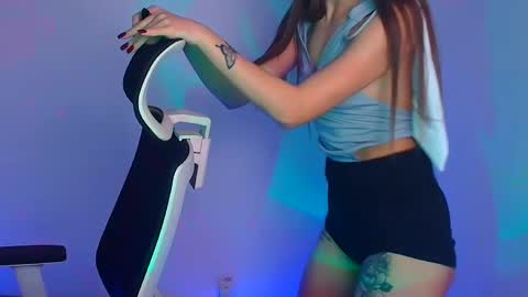 Snapshot of stasy_milk chatting on December 19, 2024, 6:56 am Stasy online show from December 19, 2024, 6:56 am