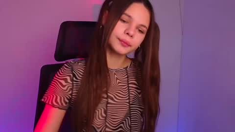 Snapshot of stasy_milk chatting on February 1, 2025, 10:05 am Stasy online show from February 1, 2025, 10:05 am