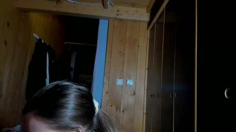 Snapshot of stasya_nova chatting on February 19, 2025, 10:20 pm Stasy Nova online show from February 19, 2025, 10:20 pm