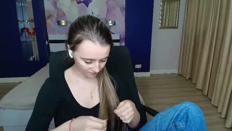 Snapshot of stasystew chatting on October 9, 2025, 9:57 pm StasyStew online show from October 9, 2025, 9:57 pm