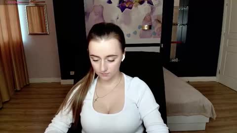 Snapshot of stasystew chatting on October 26, 2025, 8:20 am StasyStew online show from October 26, 2025, 8:20 am