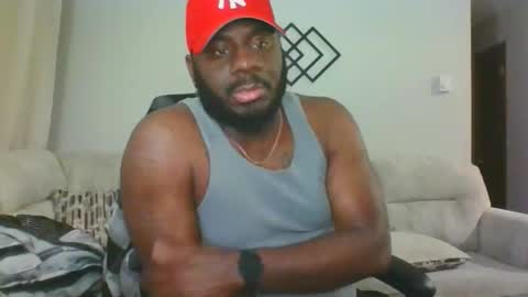 stayinalive1992 online show from February 12, 2026, 2:06 am