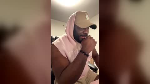 stayinalive1992 online show from March 26, 2026, 4:18 am