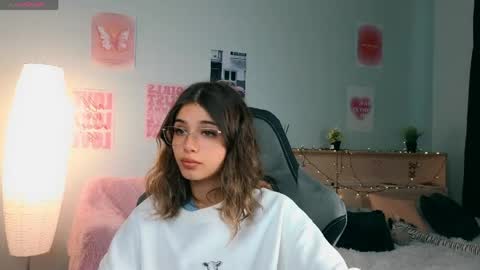 Sara online show from June 2, 2026, 1:46 pm