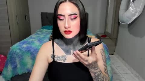 Snapshot of steban_and_kim chatting on February 26, 2025, 10:20 pm steban and kim online show from February 26, 2025, 10:20 pm