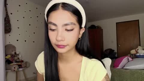 Snapshot of stefanny_pllus chatting on February 8, 2026, 2:04 am Im MiaIts my first day here online show from February 8, 2026, 2:04 am