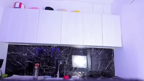 stefannyevans_ online show from March 25, 2026, 1:39 pm