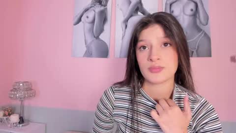 Stefany online show from April 12, 2026, 12:32 pm